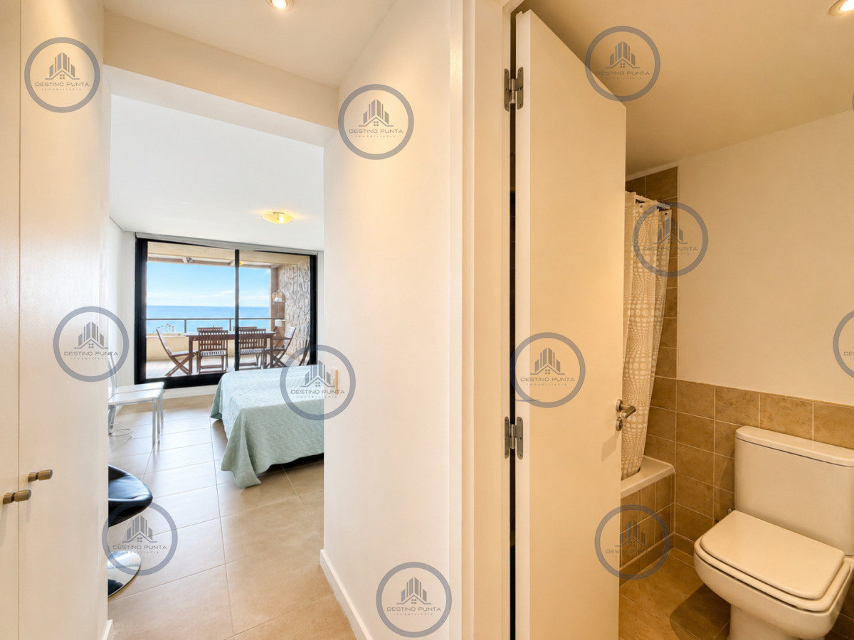 Apartamento ID.3095 - Venta de apartamento de 2 dormitorios con parrillero propio y vista al mar, Punta Ballena