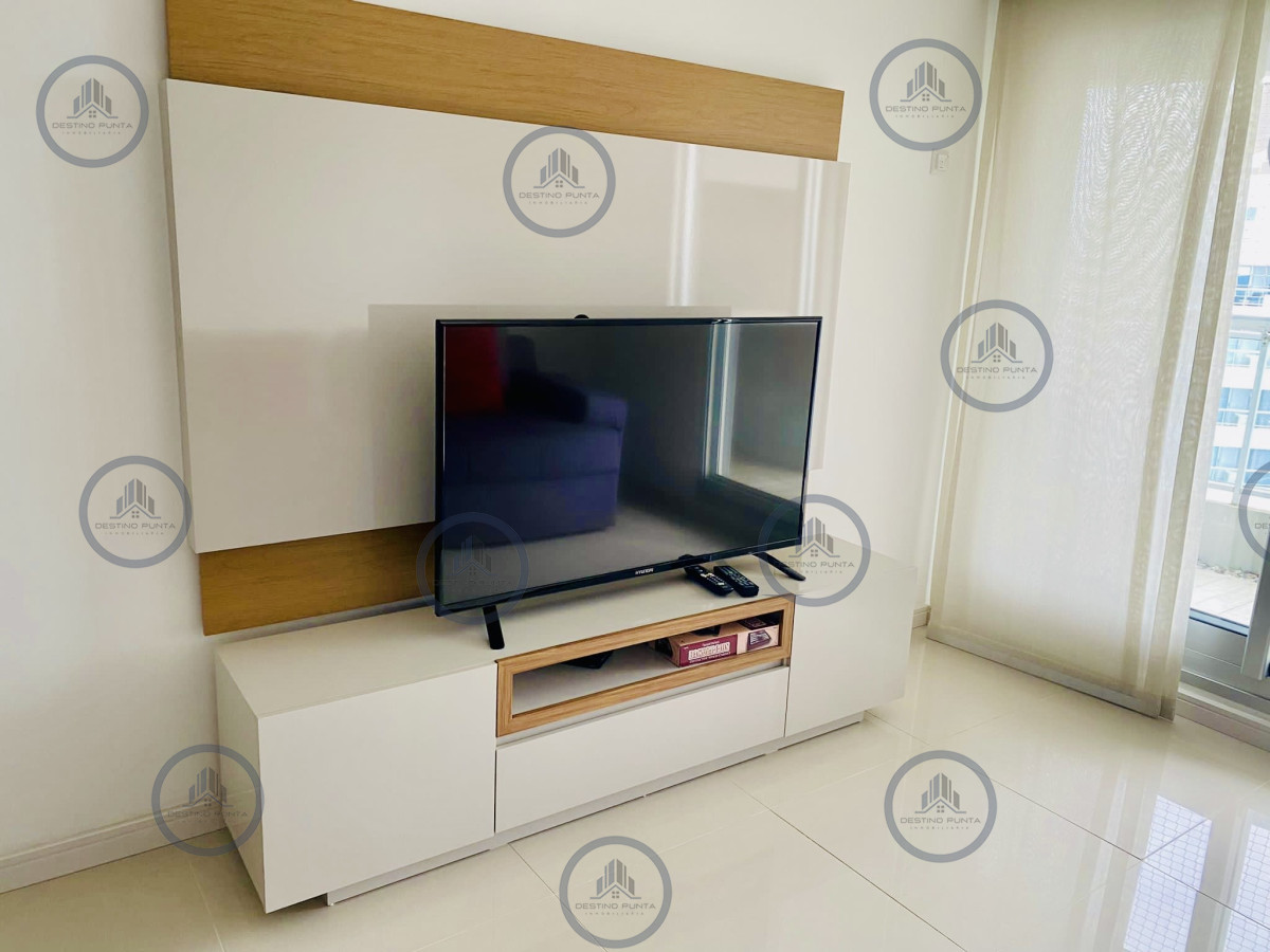 Apartamento ID.1727 - Apartamento con parrillero propio de un dormitorio en edificio Look Brava a pasos del Mar