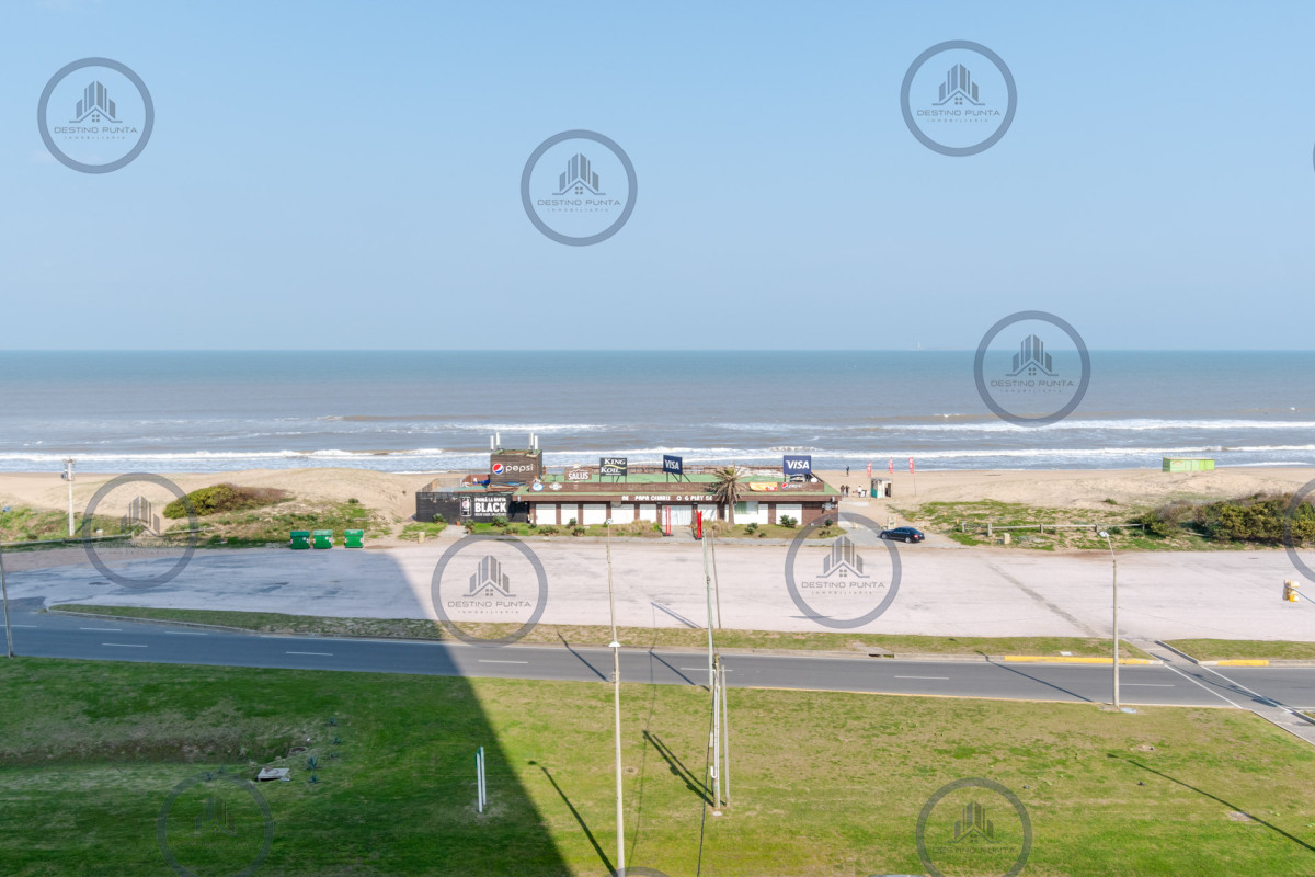 Apartamento ID.45 - Alquiler temporario de departamento premium de 3 Dormitorios y dependencia de servicio, Playa Brava