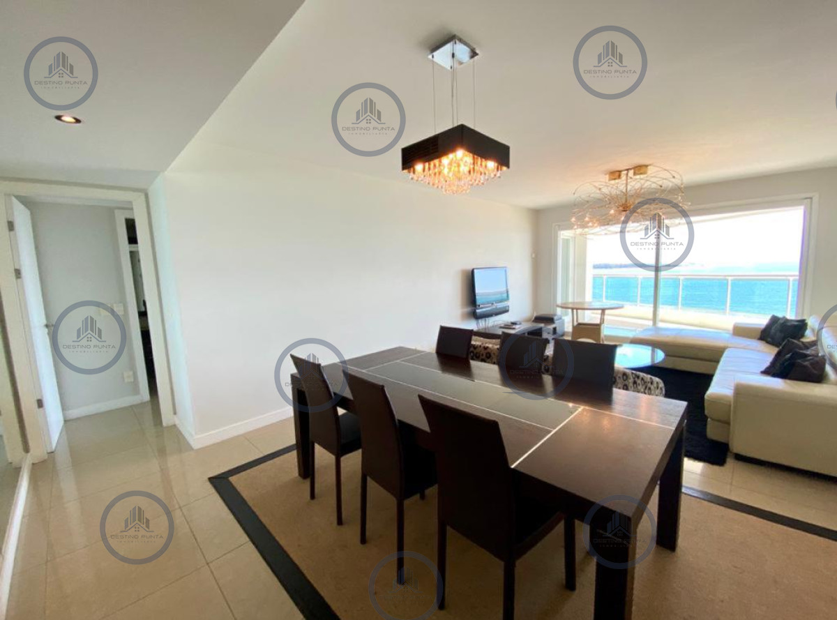 Apartamento ID.479 - Alquiler temporario de apartamento en torre Premiun sobre playa Mansa de tres dormitorios