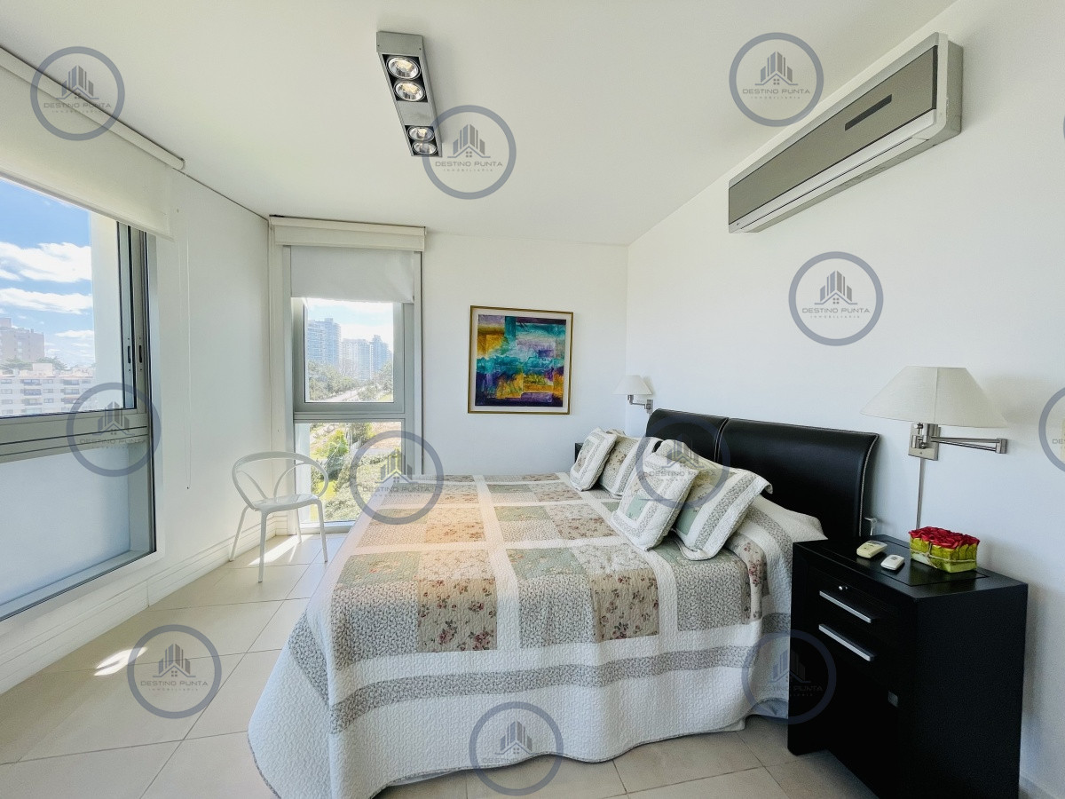 Apartamento ID.45 - Alquiler temporario de departamento premium de 3 Dormitorios y dependencia de servicio, Playa Brava