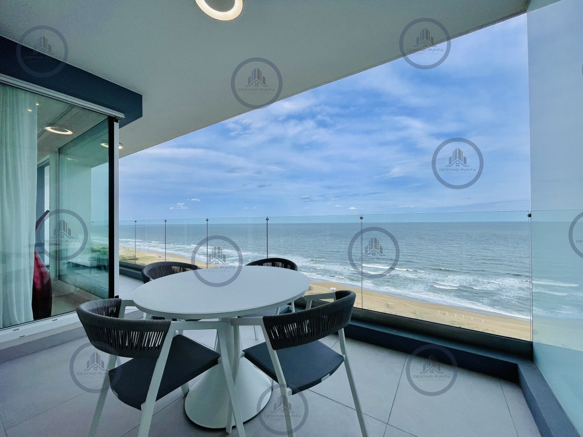 Apartamento ID.1940 - Venta Espectacular Apartamento Frente al Mar, 3 Dormitorios, Le Parc Punta del Este