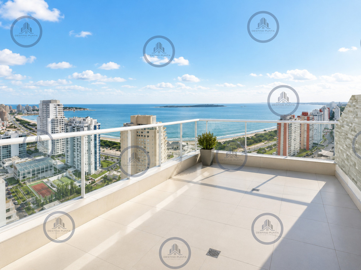 Apartamento ID.2321 - Penthouse Dúplex de 3 Dormitorios y Parrillero en Playa Mansa, Punta del Este