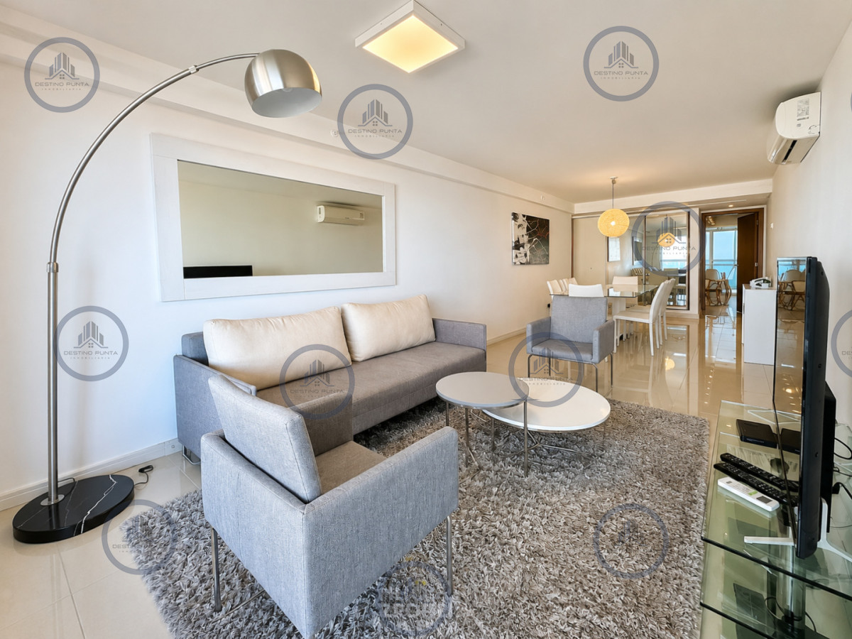 Apartamento ID.310 - Alquiler temporal de apartamento de 2 dormitorios con parrillero en Playa Brava