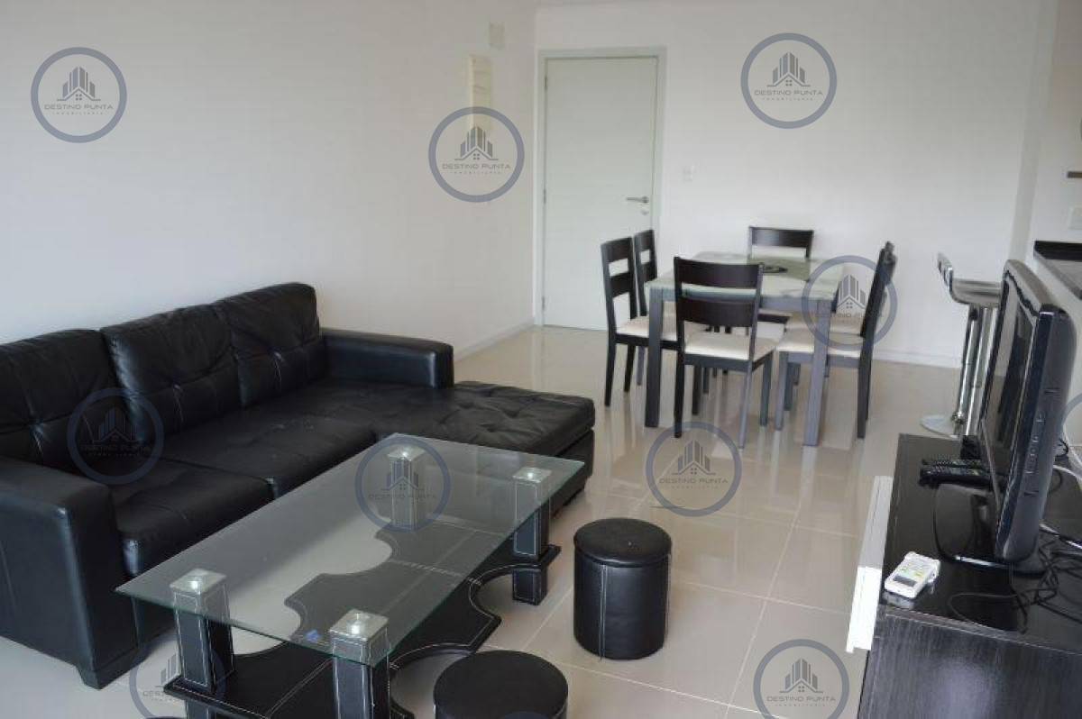Apartamento ID.601 - Muy Buen Apartamento de 2 Dormitorios en Aidy Grill, Punta del Este