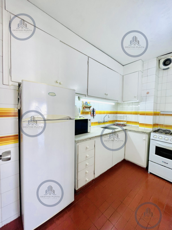 Apartamento ID.788 - Apartamento de 2 Dormitorios en Aidy Grill a Pocos Metros de Playa Brava - Venta