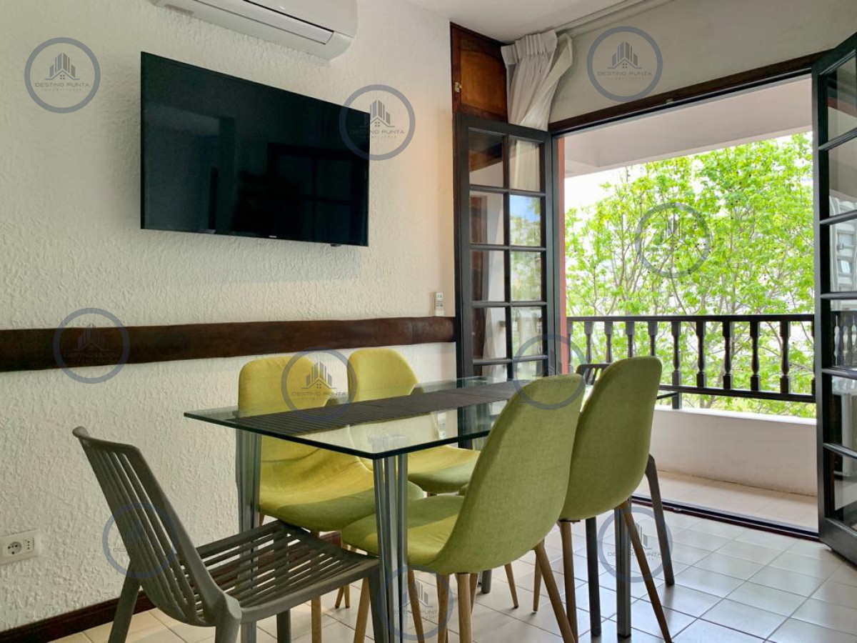 Apartamento de 2 Dormitorios en la Península - Punta del Este, Venta — fotografía 4