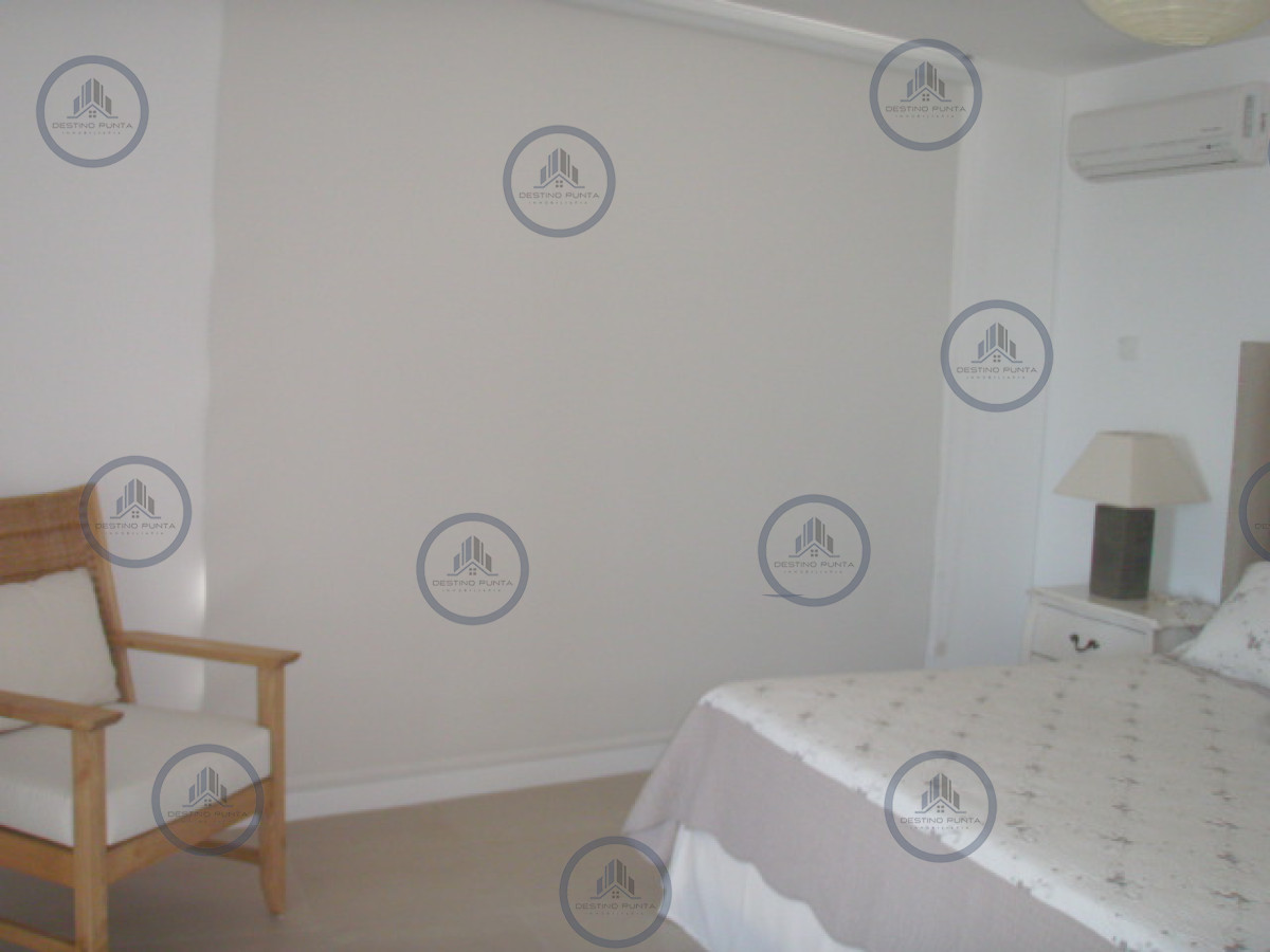 Apartamento ID.50 - Alquiler temporario de departamento esquinero en torre Le Parc, Punta del Este