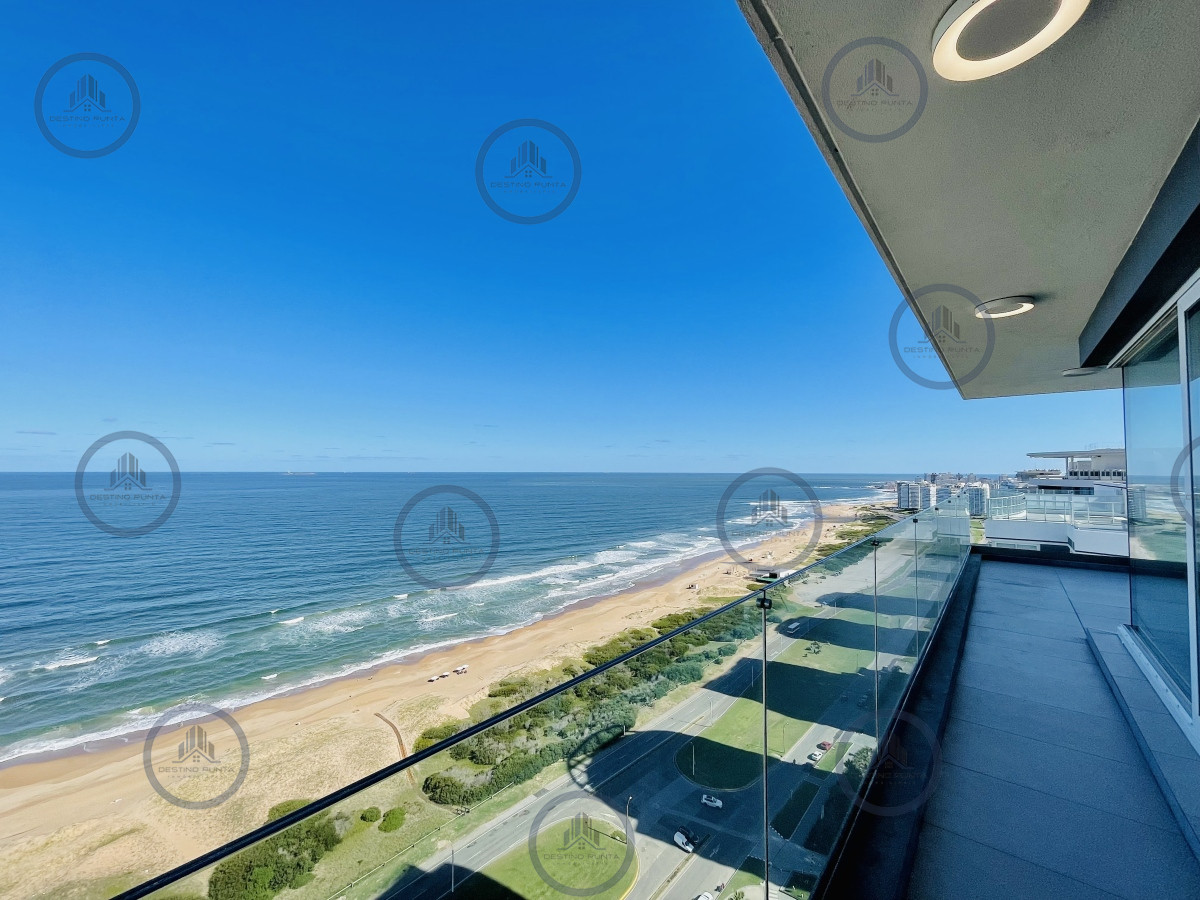 Exclusiva planta unificada Penthouse a estrenar en venta Playa Brava, Punta del Este — fotografía 3