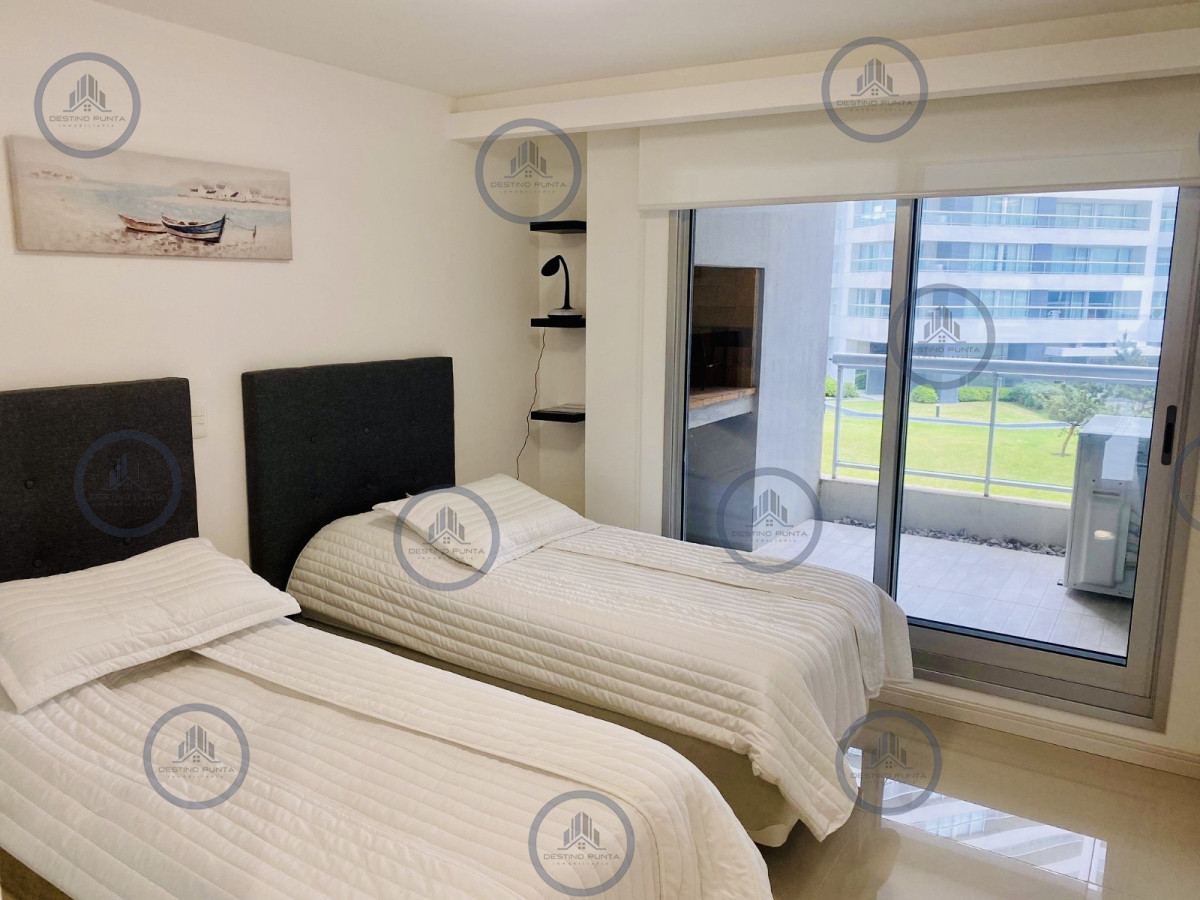 Apartamento ID.2184 - Moderno apartamentro de 2 dormitorios con parrillero de uso exclusivo en alquiler temporario edificio Look Brava