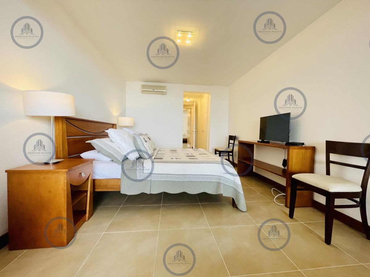 Apartamento ID.583 - Alquiler temporario de apartamento de dos dormitorios con Parrillero de uso exclusivo en complejo privado de Punta Ballena