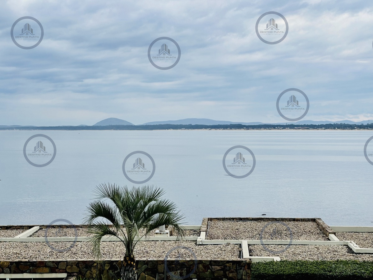 Apartamento ID.3 - Venta y alquiler temporario de apartamento de dos dormitorios en Punta Ballena