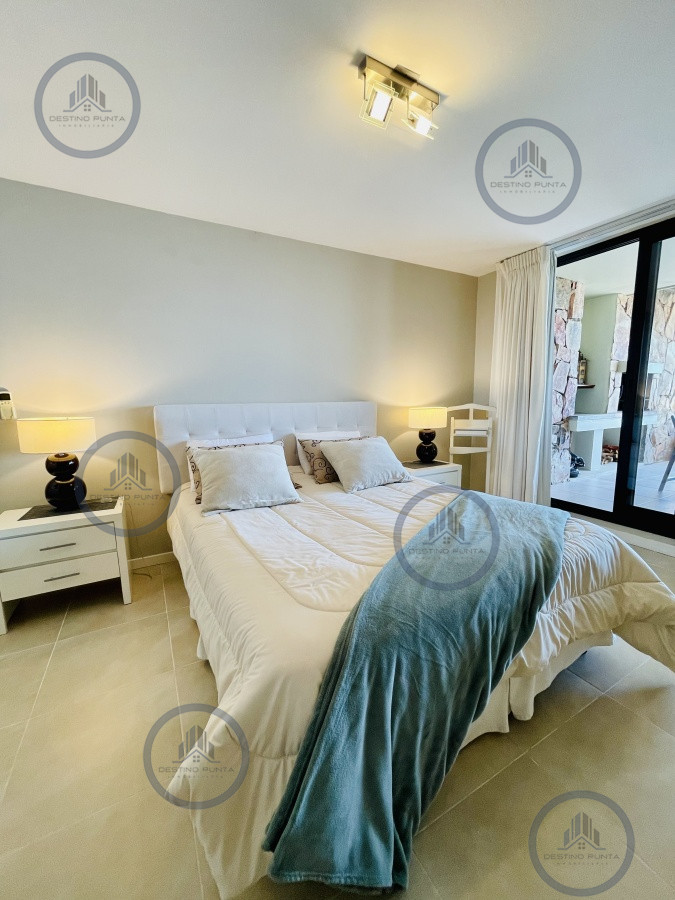 Apartamento ID.928 - Alquiler temporario de apartamento de dos dormitorios con parrillero de uso exclusivo en Punta Ballena