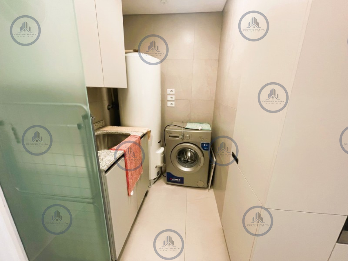 Apartamento ID.1651 - Alquiler temporario de apartamento Premiun central de tres dormitorios Le Parc III sobre Playa Brava