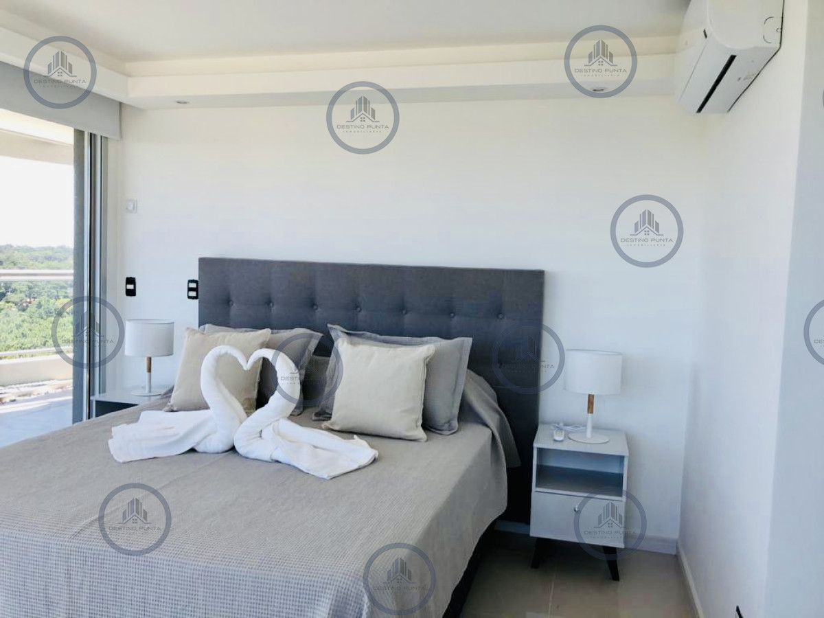 Apartamento ID.167 - Venta y alquiler temporario de apartamento piso alto en torre con servicios. Dos dormitorios más dependencia 