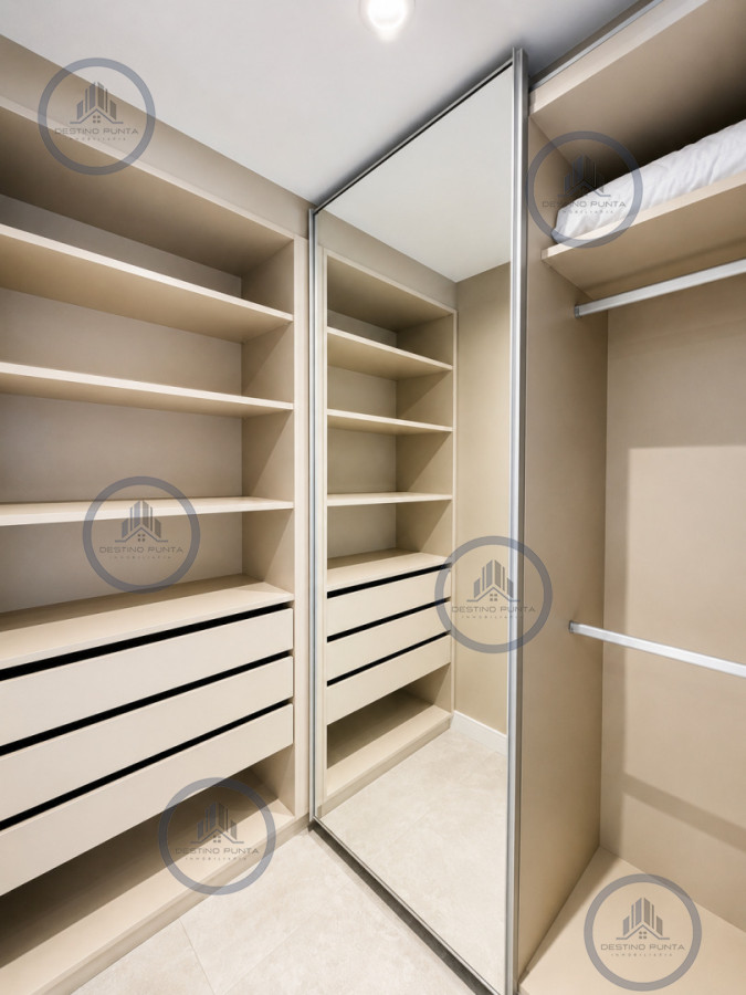 Apartamento ID.1122 - Moderno Apartamento de 2 Dormitorios en Torre Venetian sobre Playa Mansa