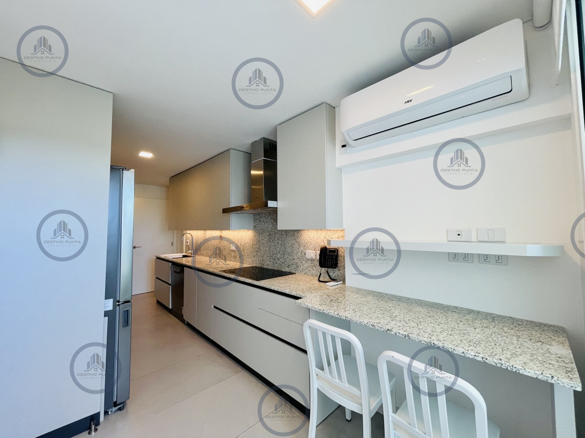 Apartamento ID.291 - Venta de Apartamento de 3 Dormitorios en suite en Le Parc 3 de Playa Brava, Punta del Este