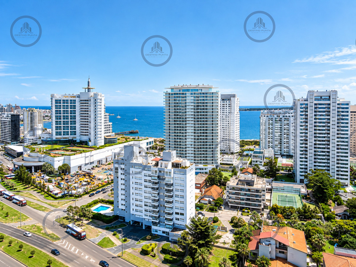 Apartamento ID.3291 - Apartamento de 2 Dormitorios en Suite con Vista al Mar. Playa Mansa, Punta del Este