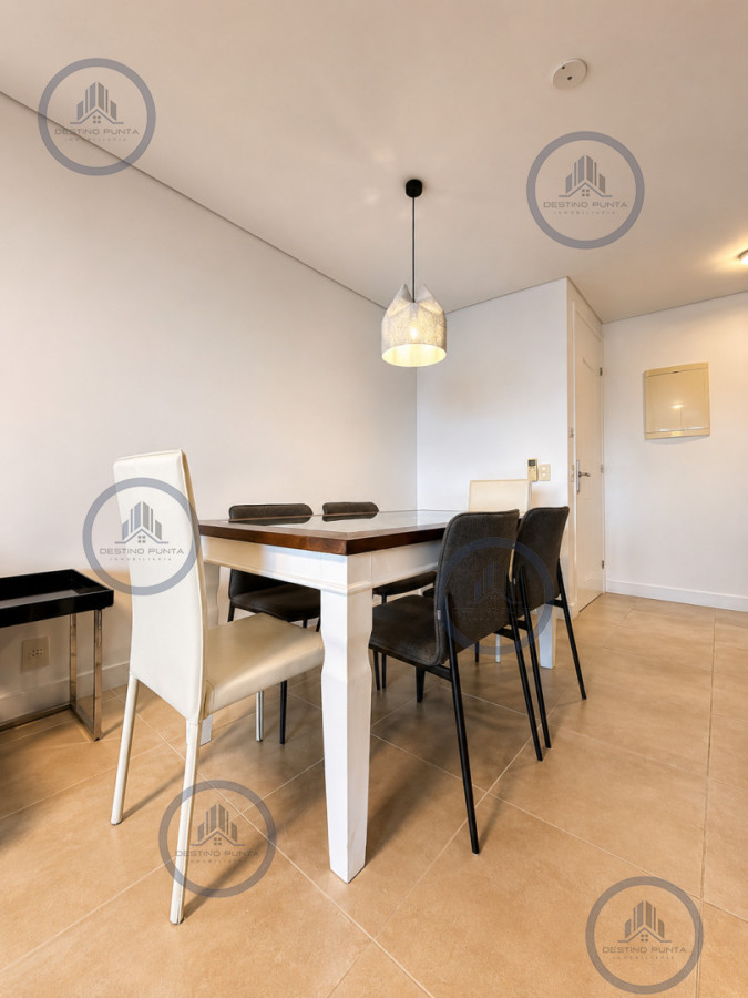 Apartamento ID.3147 - Venta de apartamento de 2 Dormitorios con Parrillero y Vistas al Mar, Punta Ballena 