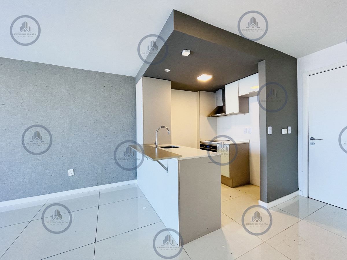 Apartamento ID.1982 - Apartamento de 1 Dormitorio en edificio Artower, Sin Muebles, Punta del Este