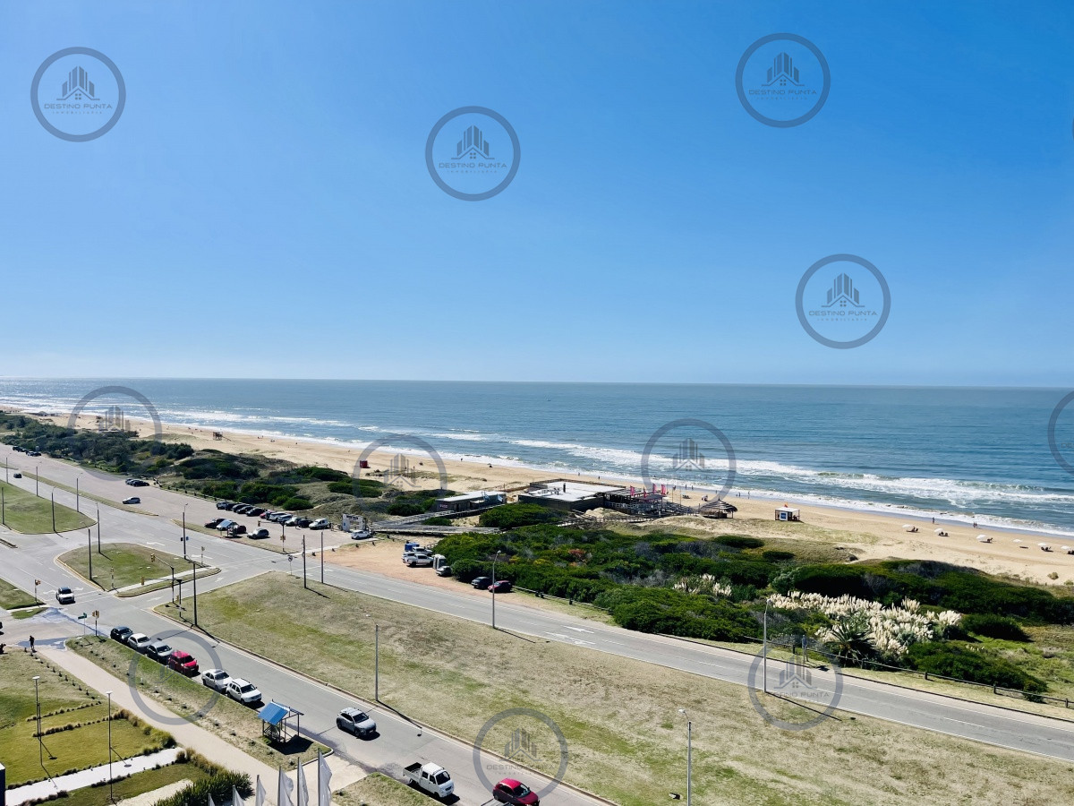 Apartamento ID.291 - Venta de Apartamento de 3 Dormitorios en suite en Le Parc 3 de Playa Brava, Punta del Este