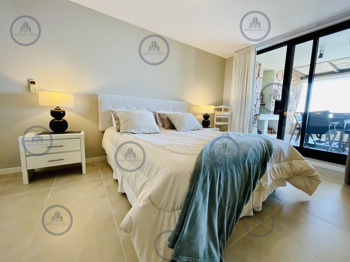 Apartamento ID.928 - Alquiler temporario de apartamento de dos dormitorios con parrillero de uso exclusivo en Punta Ballena