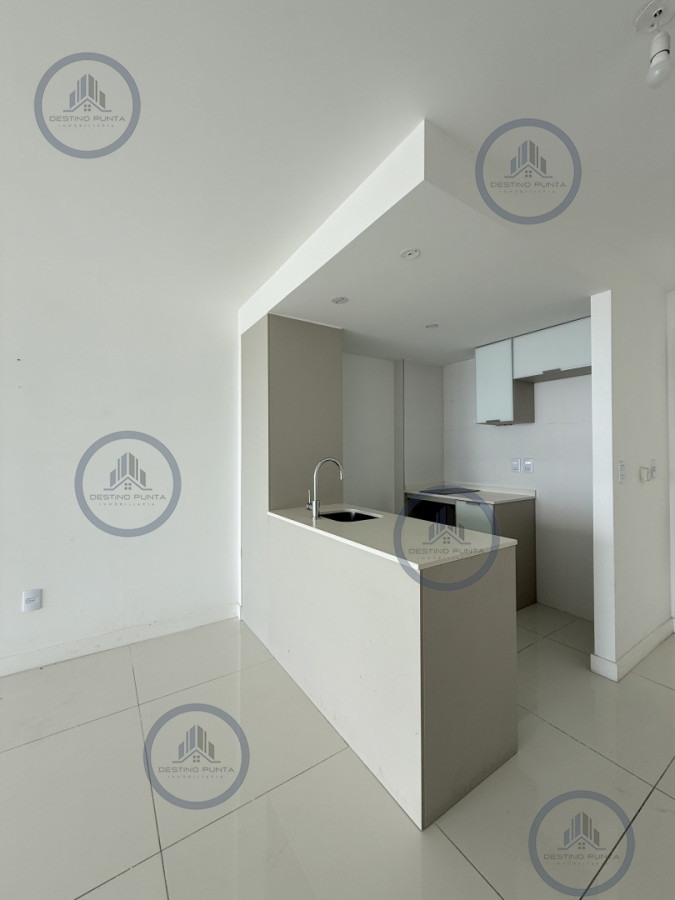 Apartamento ID.3038 - Apartamento en Art Tower de 1 Dormitorio disponible en Alquiler Anual, Punta del Este