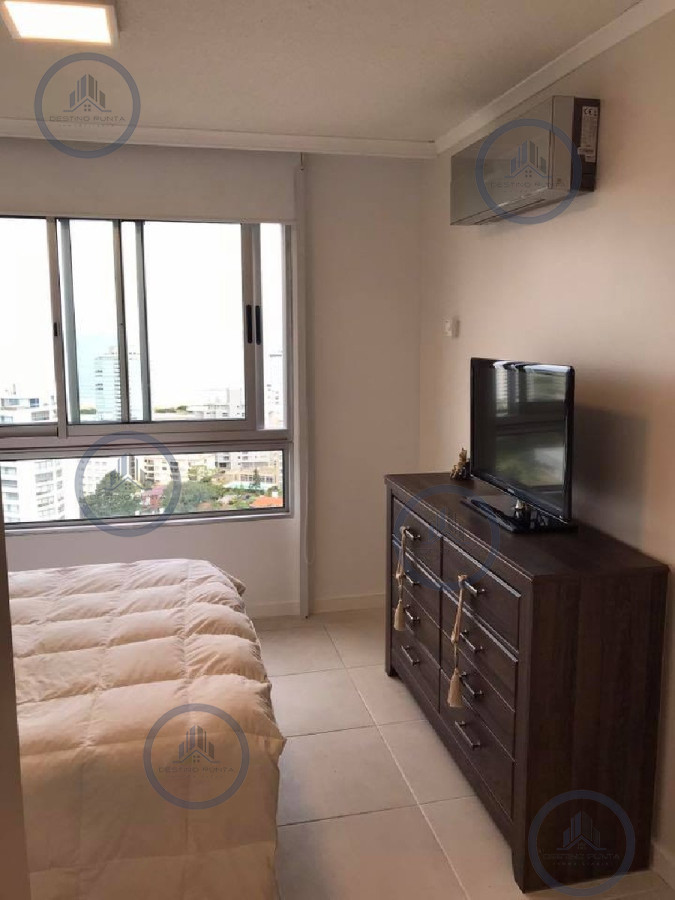 Apartamento ID.212 - Apartamento de 2 Dormitorios en Ocean Drive - Punta del Este