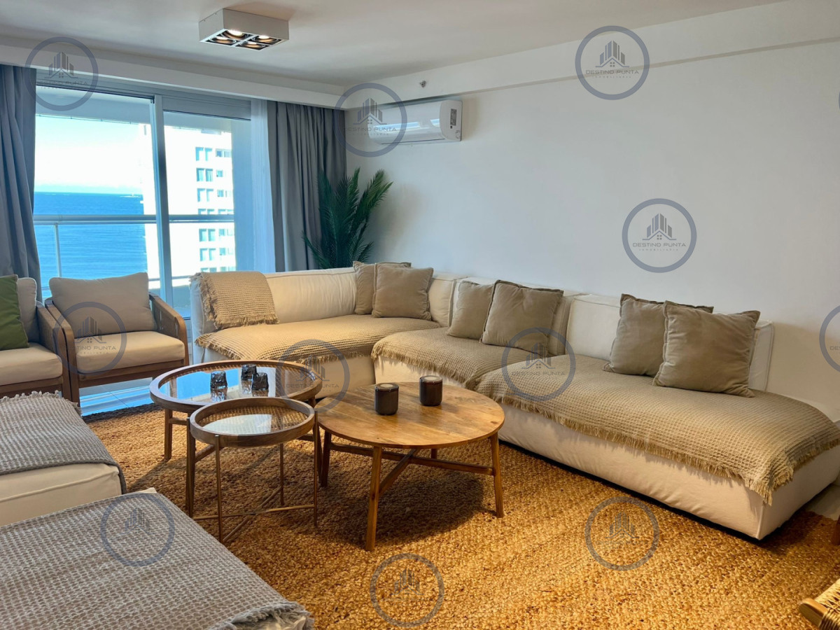 Apartamento ID.170 - Penthouse dúplex de 4 suites con azotea, parrillero y más de 500 m² de lujo contemporáneo