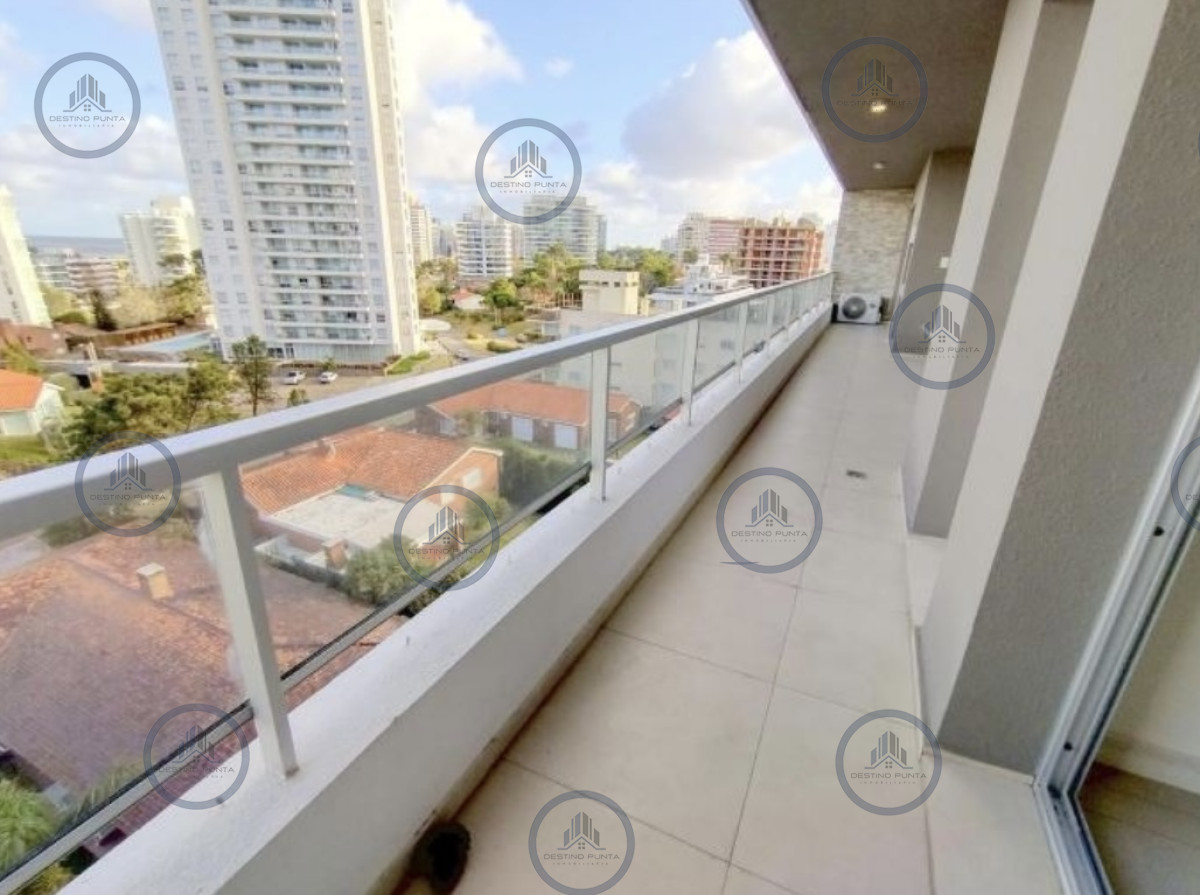 Apartamento ID.2106 - Apartamento de 3 Dormitorios y Parrillero en Playa Brava - Punta del Este
