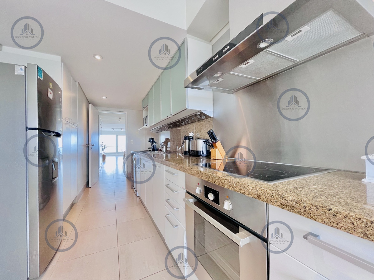 Apartamento ID.52 - Moderno Apartamento de 2 Dormitorios en Le Parc, Playa Brava. Punta del Este 