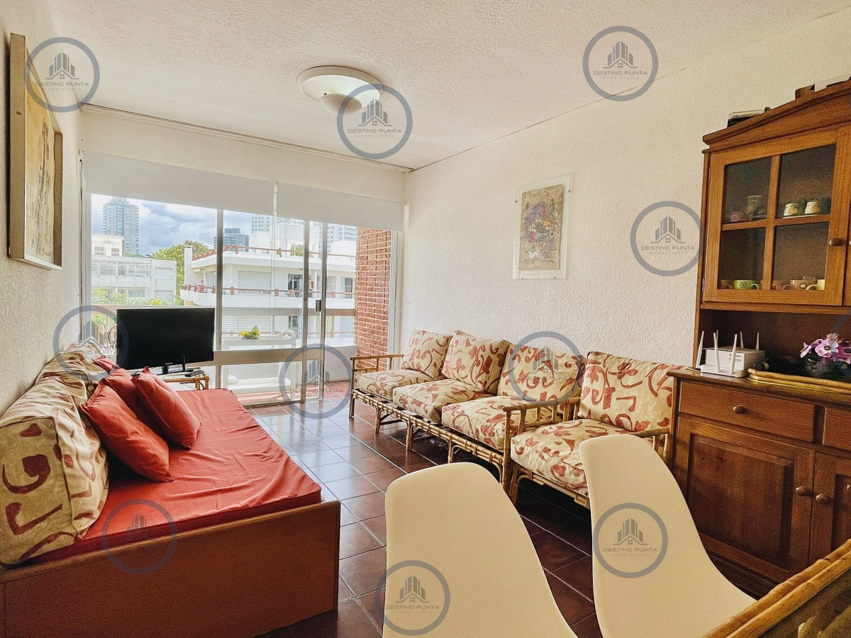 Apartamento ID.788 - Apartamento de 2 Dormitorios en Aidy Grill a Pocos Metros de Playa Brava - Venta