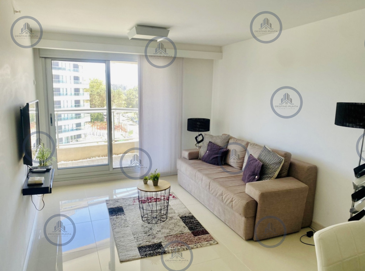 Apartamento ID.3012 - Apartamento de 1 Dormitorio en playa Brava, Punta del Este