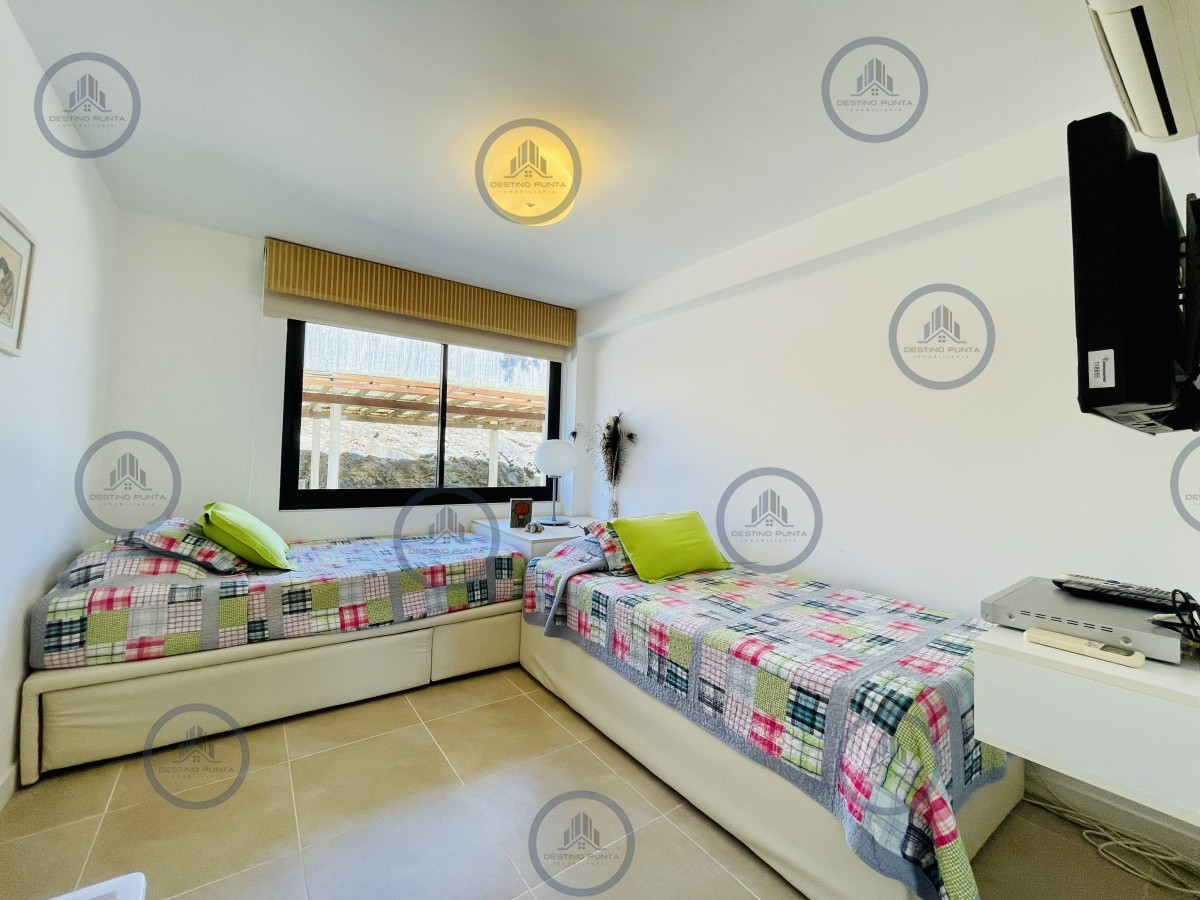 Apartamento ID.722 - Apartamento en alquiler temporario de dos dormitorios con parrillero de uso exculusivo, Punta Ballena