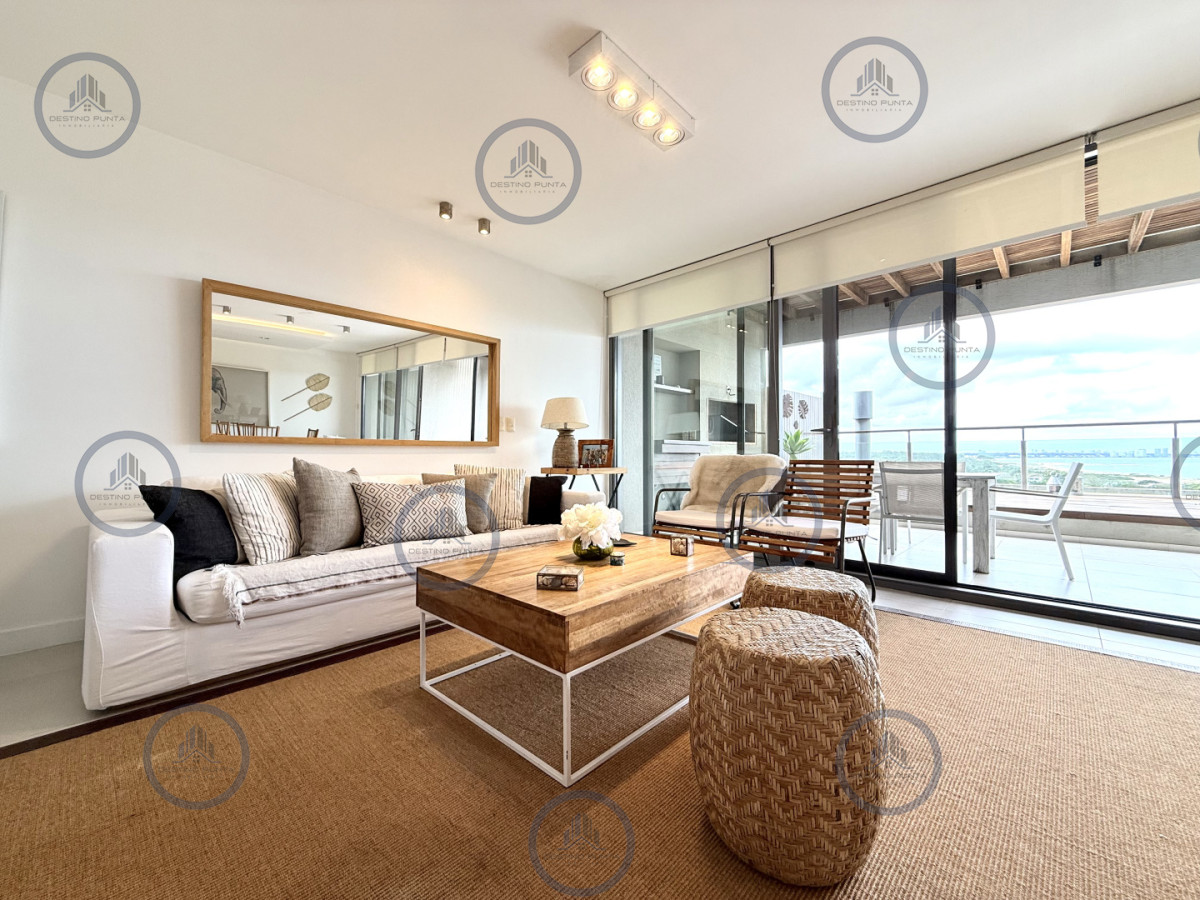 Apartamento ID.3111 - Venta de hermoso departamento de 2 dormitorios más parrillero en Punta Ballena 