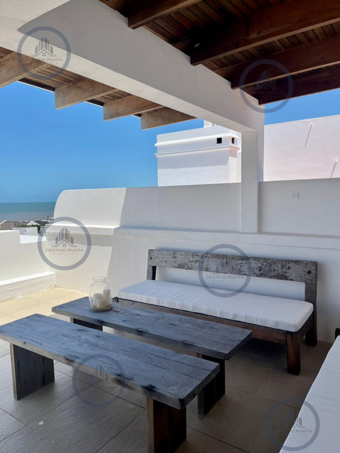 Apartamento ID.196 - Esturión de Montoya, Apartamento Penthouse de 3 Dormitorios y Parrillero en Playa Montoya, La Barra