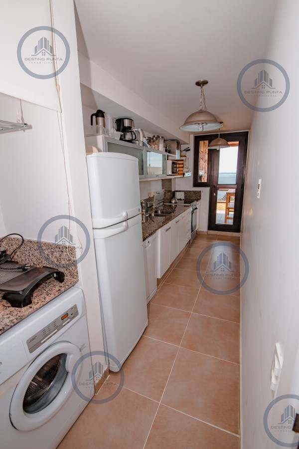 Apartamento ID.42 - Alquiler temporal de amplio departamento de un dormitorio con parrillero de uso exclusivo en complejo de Punta Ballena