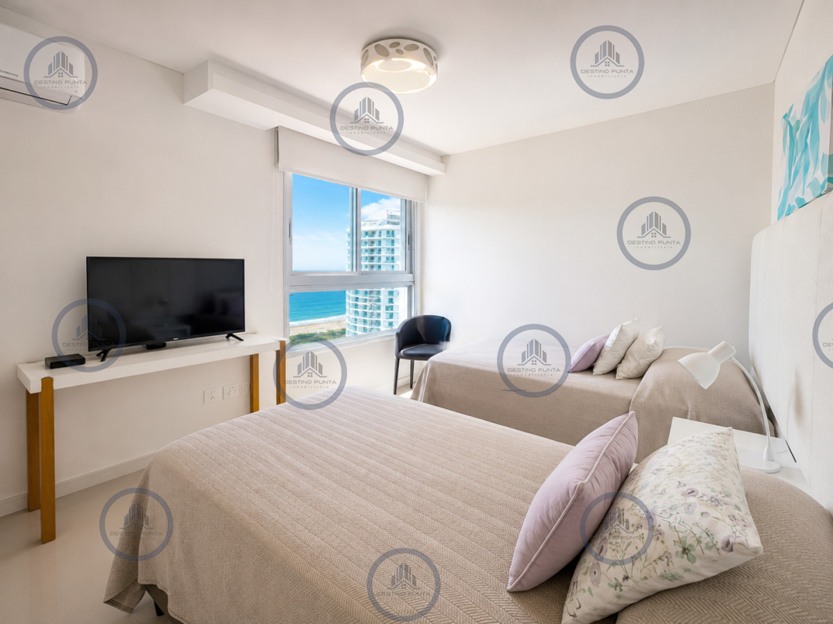 Apartamento ID.3258 - Moderno Apartamento de 3 Dormitorios con Parrillero propio y Dependencia, Playa Brava Punta del Este