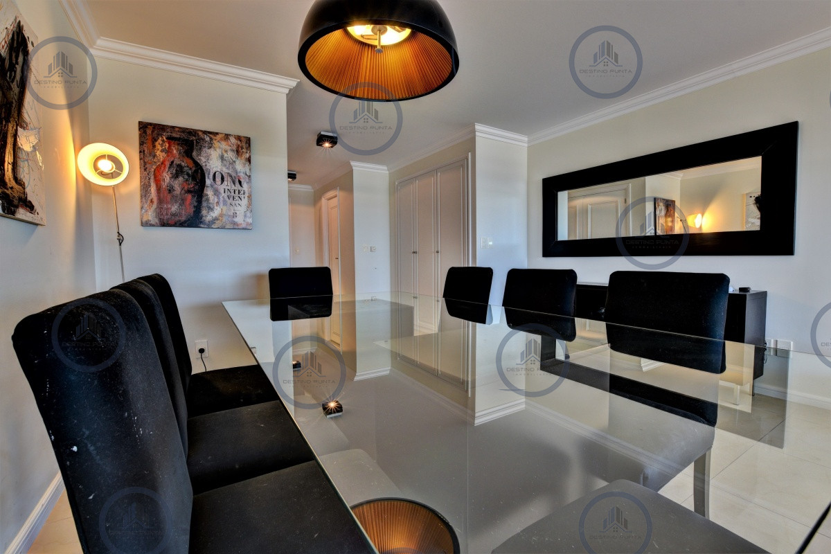 Apartamento ID.238 - Apartamento de 3 Dormitorios en Imperiale, Frente al Mar  - Oportunidad en Venta