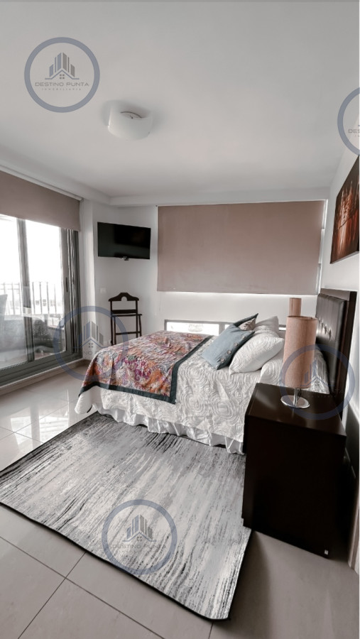 Apartamento ID.2314 - Apartamento de 2 dormitorios con 2 baños en alquiler por temporada torre moderna de Punta del este 