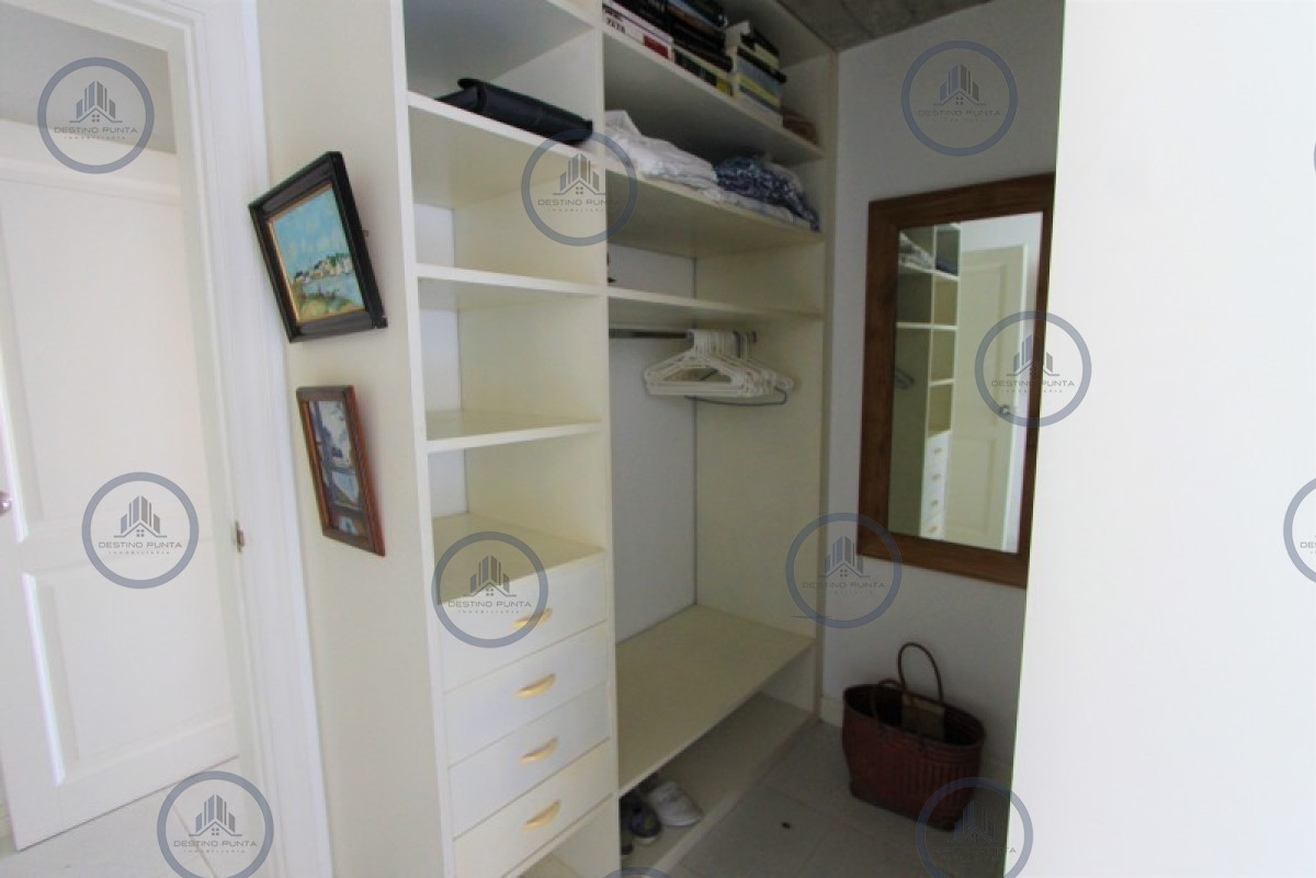 Apartamento ID.1935 - Apartamento con Estufa y Parrillero de 3 Dormitorios en La Barra, Venta y Alquiler