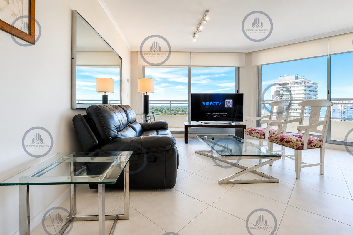Apartamento ID.3127 - Apartamento luminoso con variedad de servicios en venta, 3 dormitorios, zona Roosevelt Playa Brava
