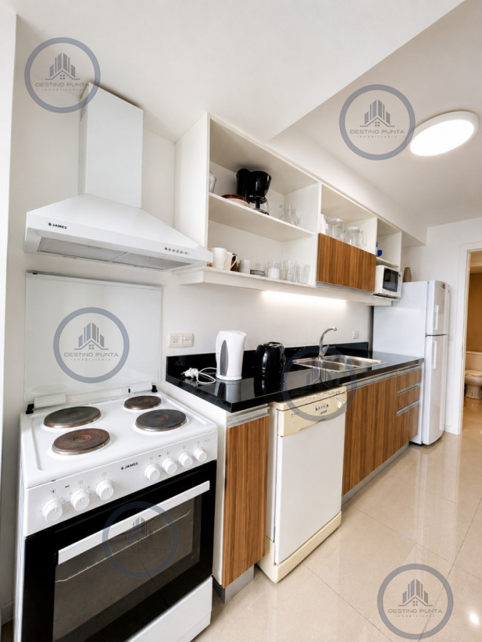 Apartamento ID.1121 - Moderno Apartamento Penthouse con Parrillero en torre One, Playa Brava Punta del Este