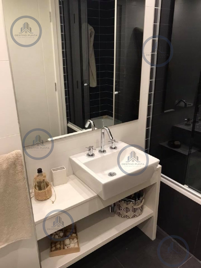 Apartamento ID.212 - Apartamento de 2 Dormitorios en Ocean Drive - Punta del Este