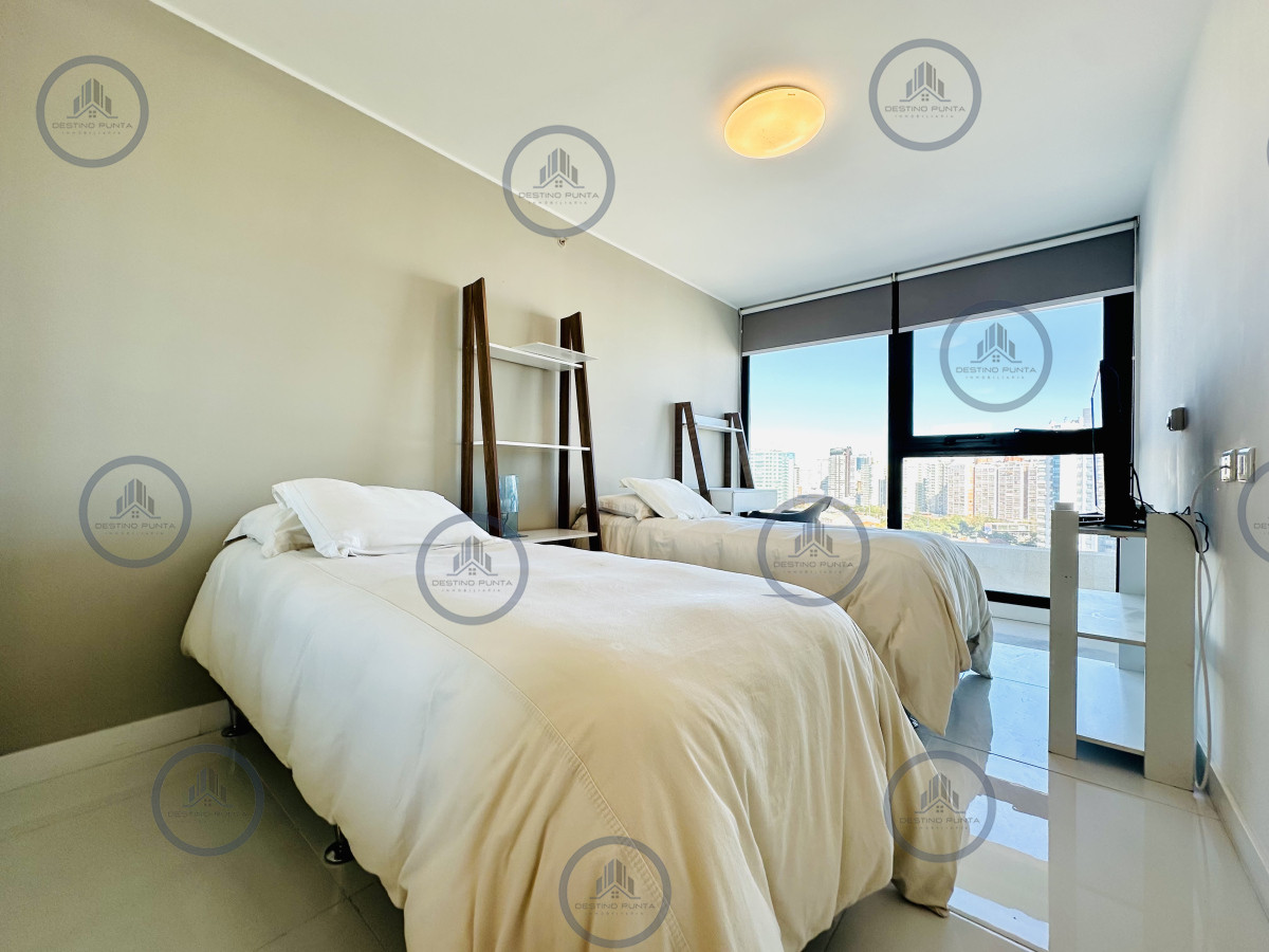 Apartamento ID.735 - Moderno Apartamento de 3 Dormitorios en Suite, zona Hotel Enjoy, Punta del Este