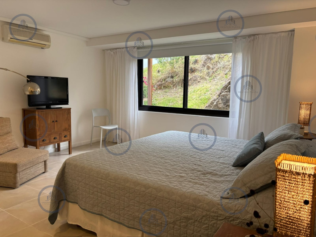 Apartamento ID.377 - Alquiler temporario de apartamento de dos dormitorios con parrillero, Punta Ballena