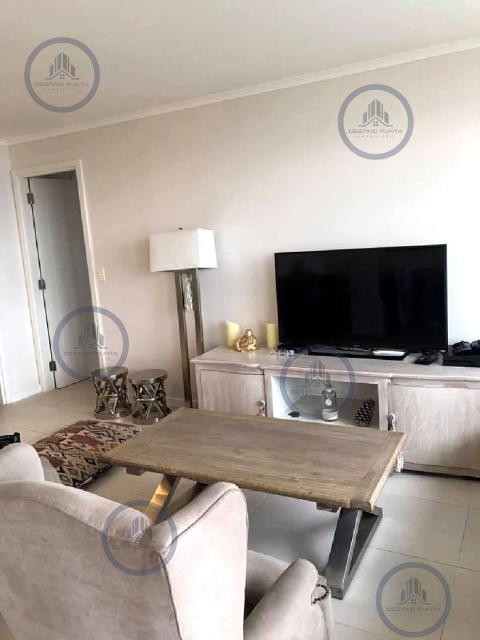 Apartamento ID.212 - Apartamento de 2 Dormitorios en Ocean Drive - Punta del Este