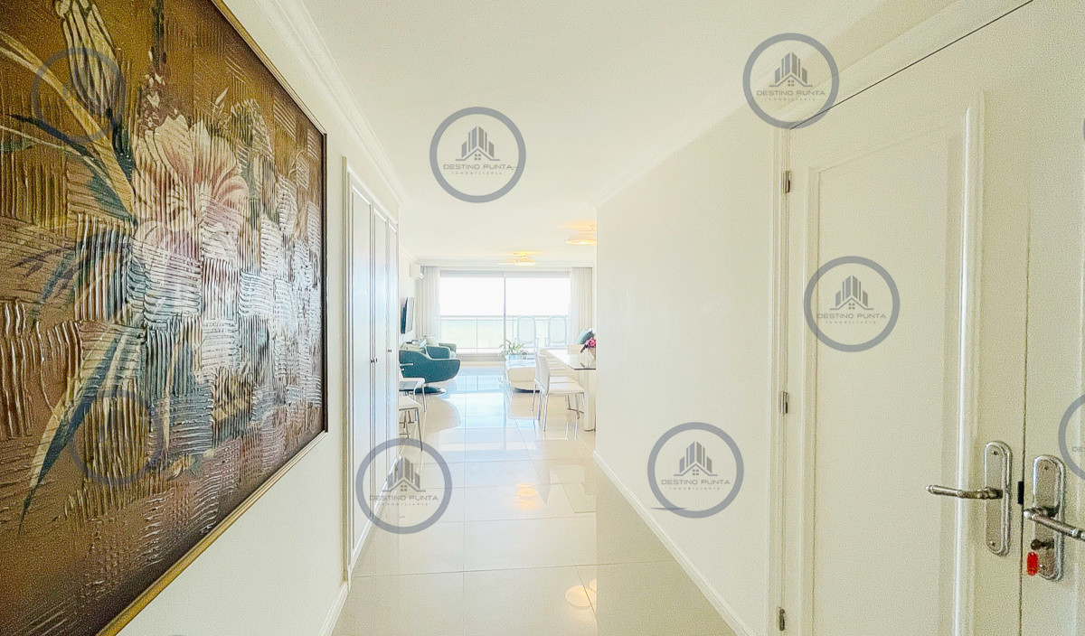 Apartamento ID.457 - Venta y alquiler temporario de apartamento premiun en Torre Imperiale de Playa Brava, Punta del Este