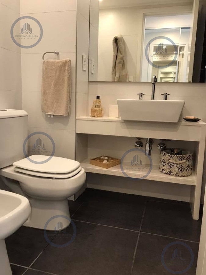 Apartamento ID.212 - Apartamento de 2 Dormitorios en Ocean Drive - Punta del Este
