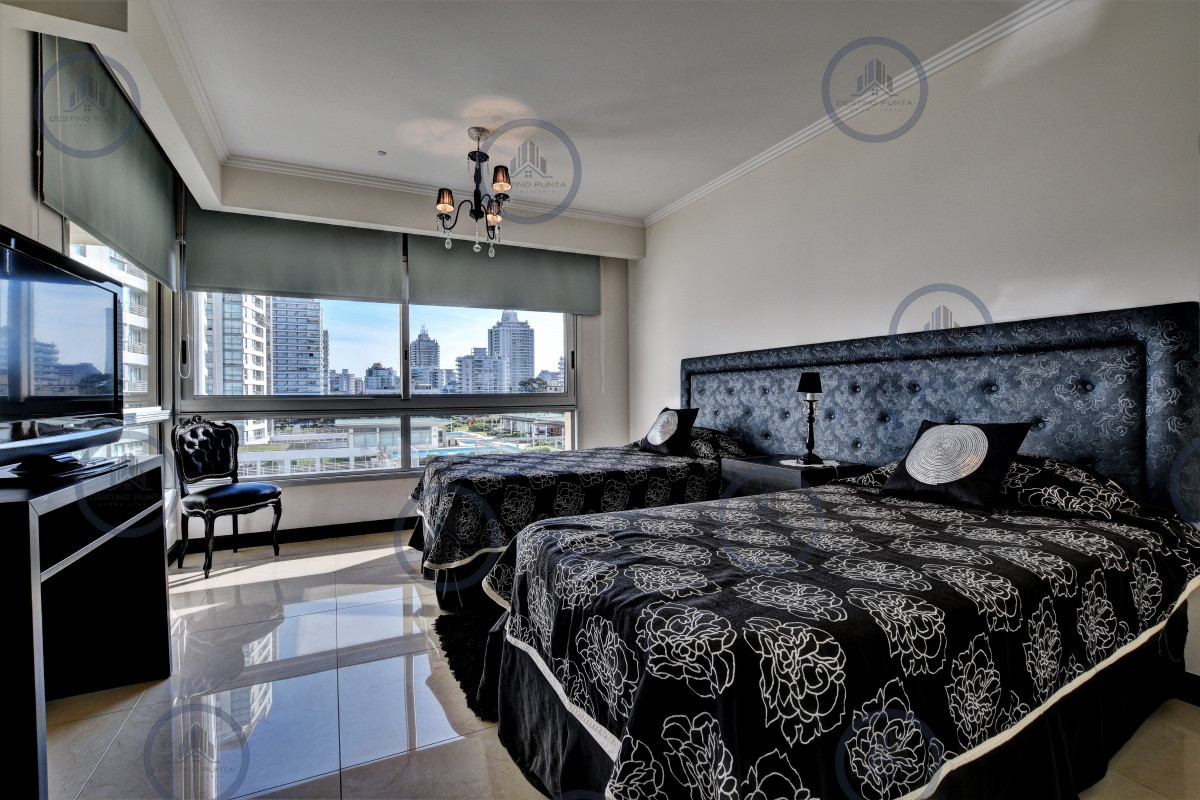 Apartamento ID.357 - Moderno Apartamento de 3 Dormitorios frente al Mar - Playa Brava